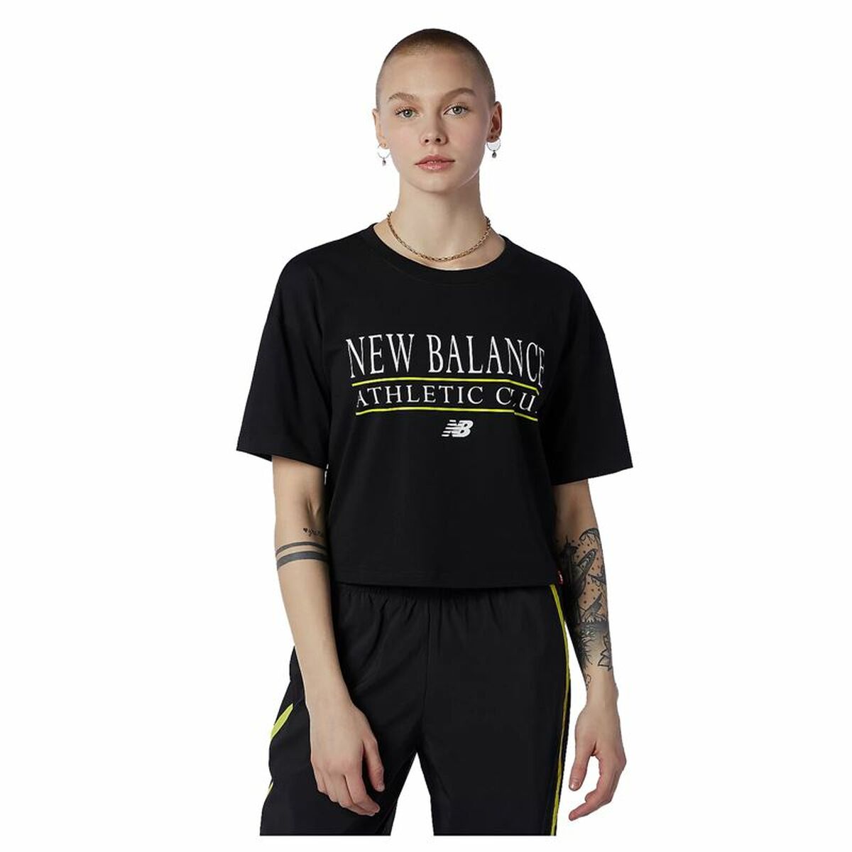 Women’s Short Sleeve T-Shirt New Balance Essentials Athletic Club Boxy Black XS